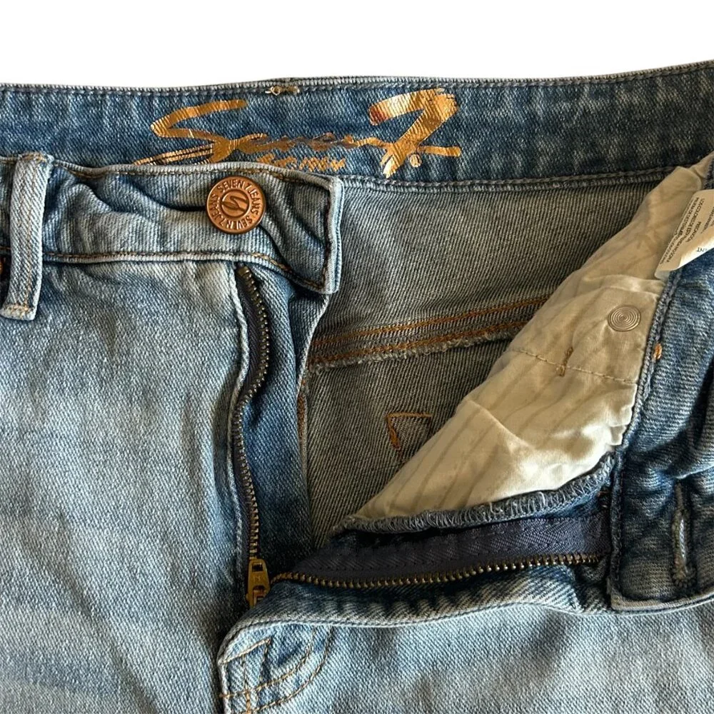 Seven7 Jeans Size 8 Light Wash Distressed Mid Rise Stretch Denim - Picture 9 of 13